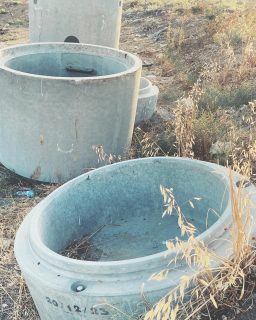 Finding beauty in the urban wasteland near the sunset 🌇. #UrbanDecayAesthetic
#CityStillness
#BeautyInWreckage
#LostPlacesFound
#ScarcityAndSoul #israel